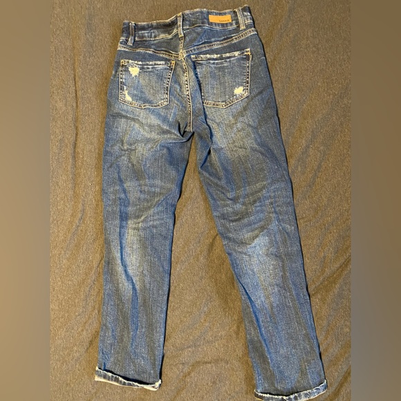 Ripped Jeans - Picture 5 of 6